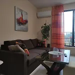 за гости николова