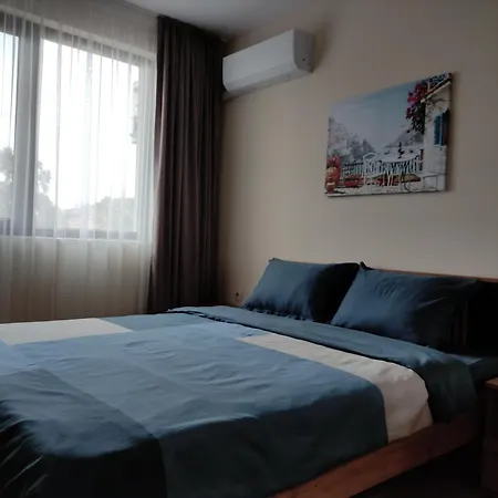 за гости николова פלובדיב